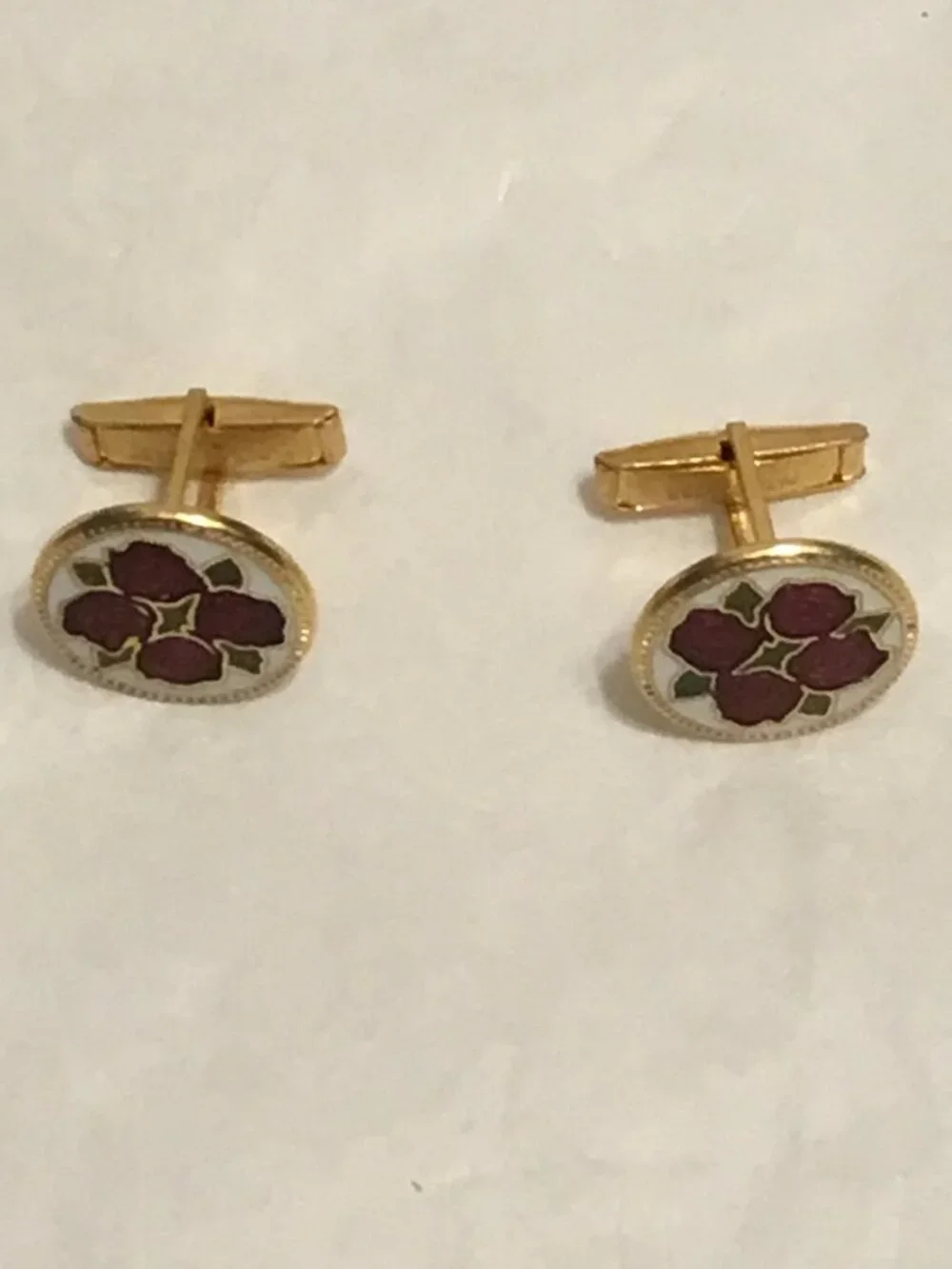 Vintage & very colorful set of cloisonne cuff links in box